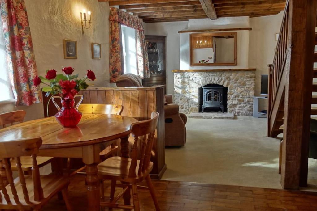 Little Thatch Cottage - Cerne Abbas, Dorset Экстерьер фото